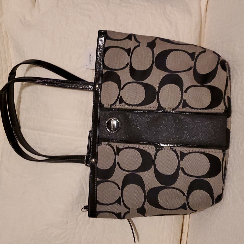 Coach Signature  F21950 Tote